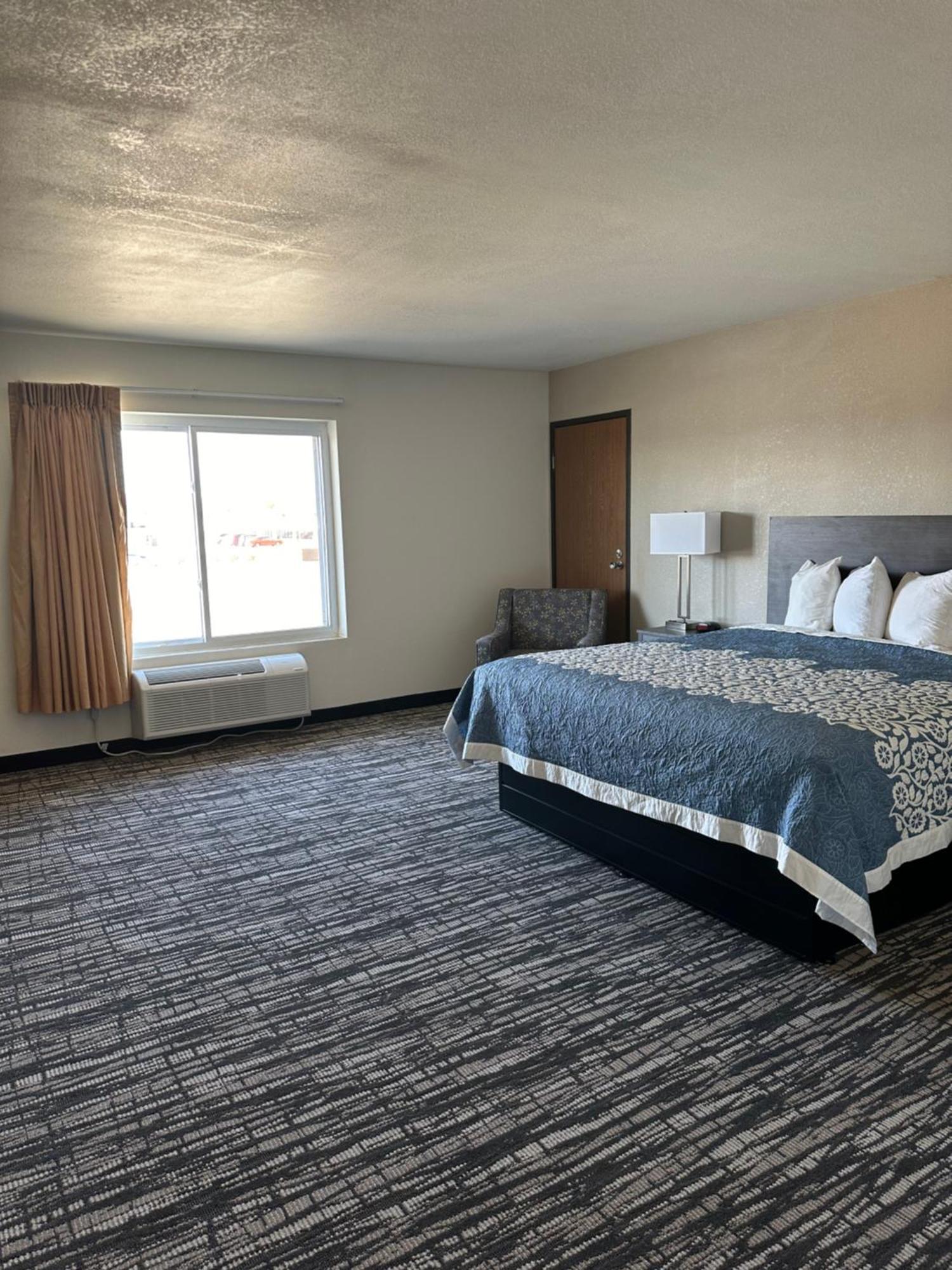 Super 8 By Wyndham Grand Island Hotel Exterior photo
