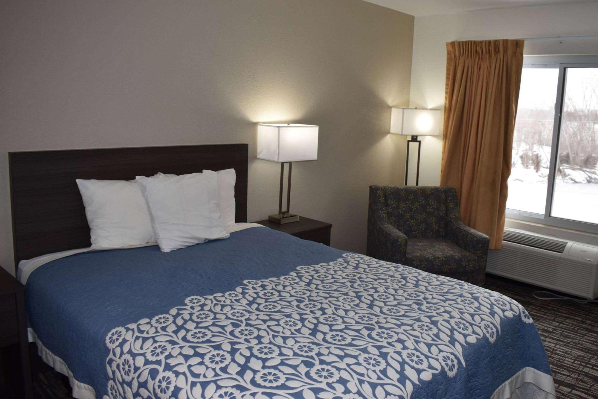 Super 8 By Wyndham Grand Island Hotel Exterior photo