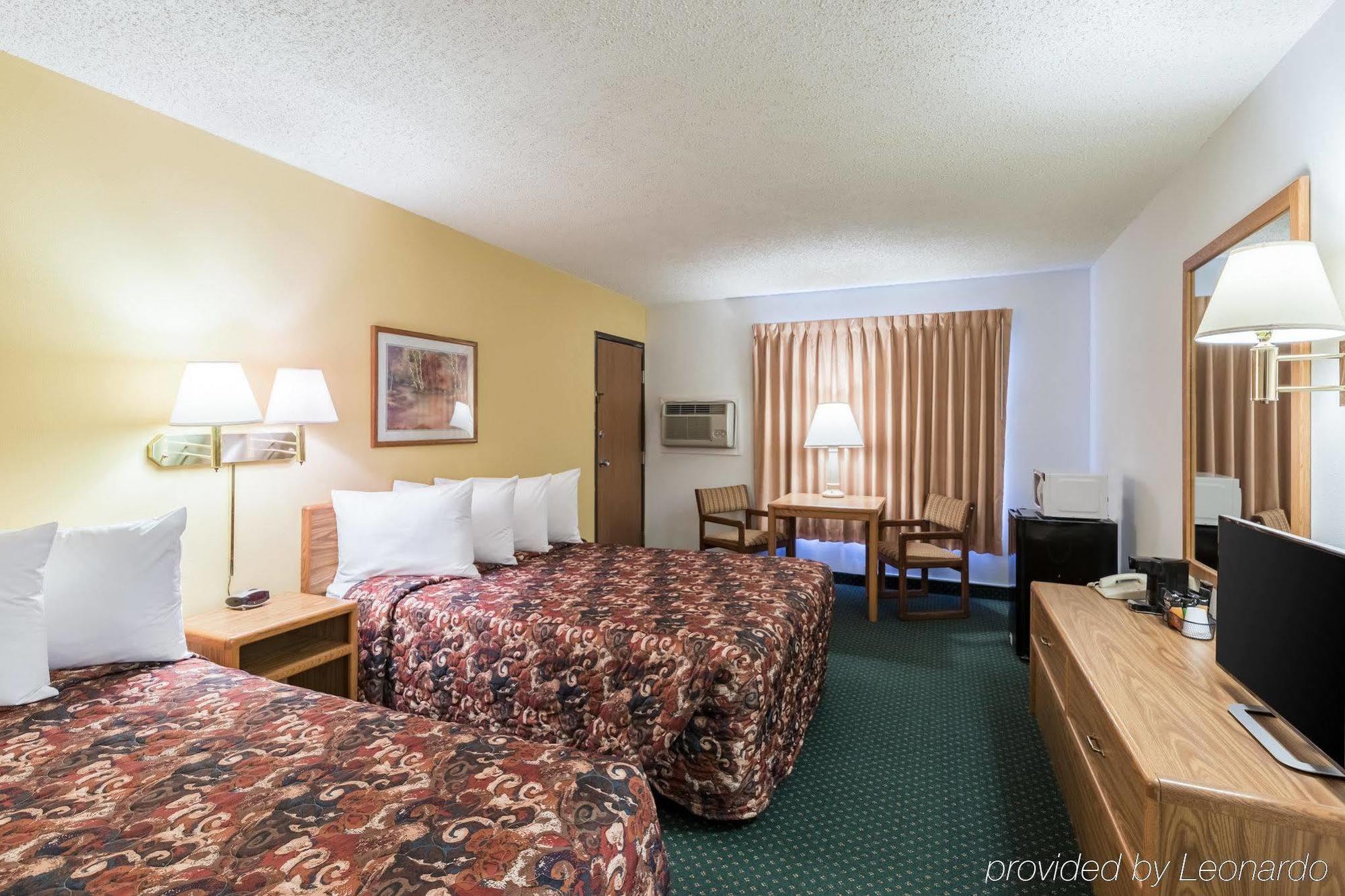 Super 8 By Wyndham Grand Island Hotel Exterior photo