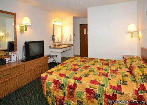 Super 8 By Wyndham Grand Island Hotel Exterior photo